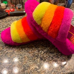 Ugg ombré fluff yeah slides size 9